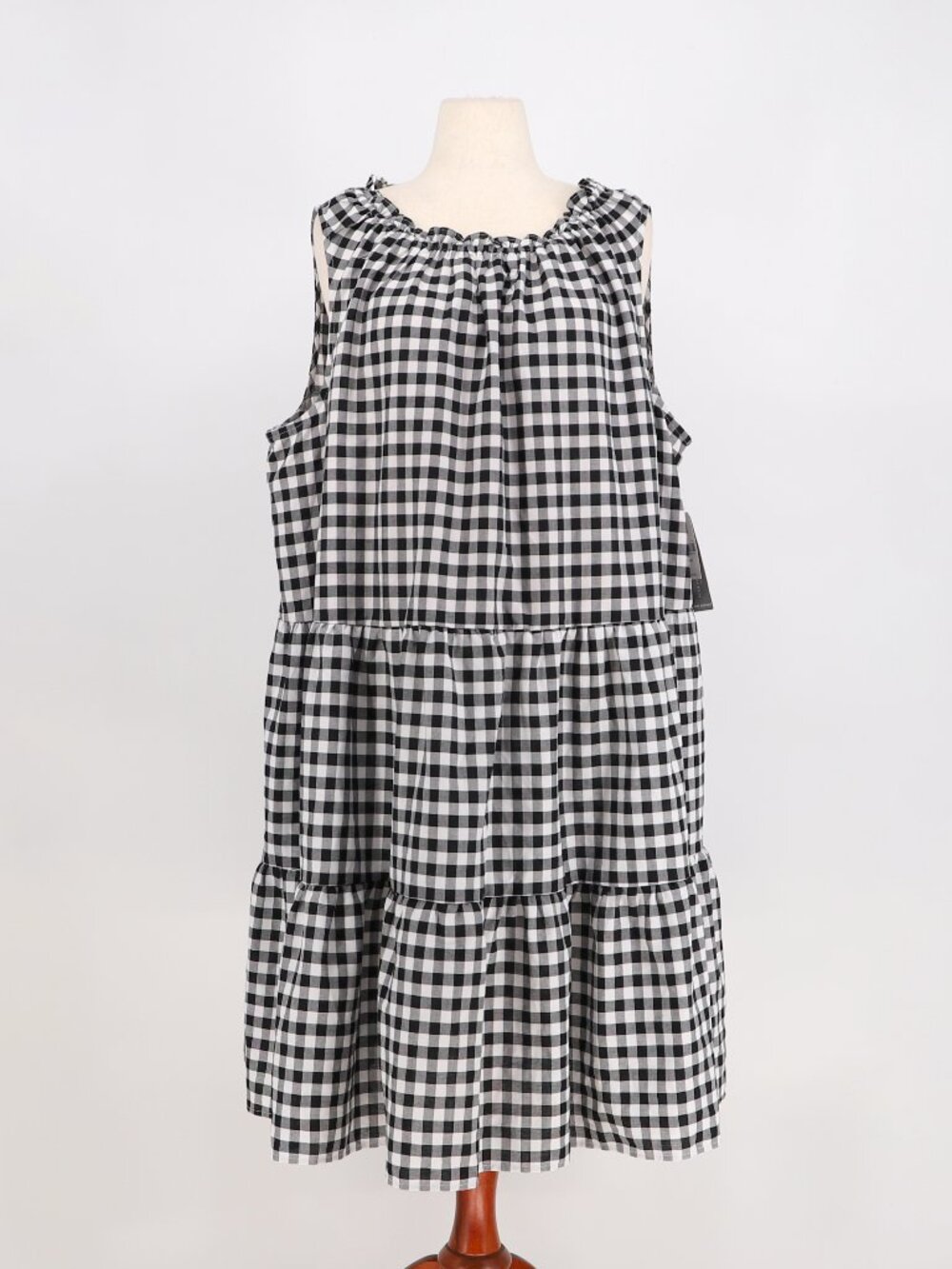 NWT LANE BRYANT Gingham Ruffle Neck Tiered Sleeveless Mini/Midi Dress Size 26/28